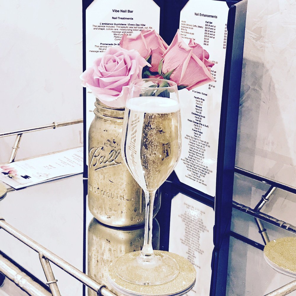 Vibe Nail Bar - Champagne and flowers for Valentine's Day! - Nail Salons Near Me - Burbank, California Vibe Nail Bar - Champagne and flowers for Valentine's Day! - Nail Salons Near Me - Burbank, California