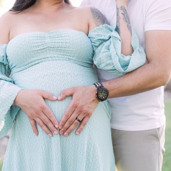 Bella Creative - Maternity shoot - Session Photography Near Me Bella Creative - Maternity shoot - Session Photography Near Me