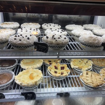 Black Bear Diner Beaumont - Pies - Diners Near Me - Beaumont, Texas