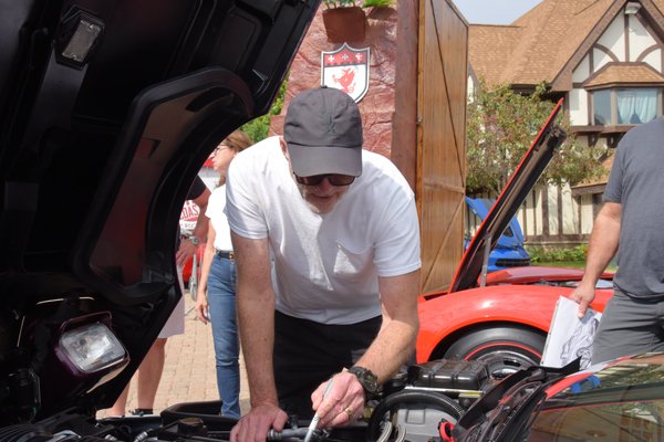 Canterbury Village by null