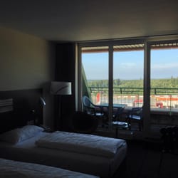 Dorint am Nürburgring - Super Zimmer mit Balkon