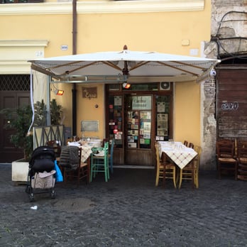 Da Enzo al 29 - Easy to miss from the outside. - Roman Near Me - Rome, RM Da Enzo al 29 - Easy to miss from the outside. - Roman Near Me - Rome, RM