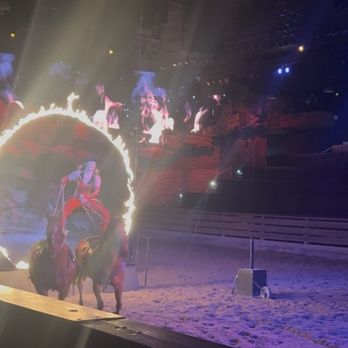 Dolly Parton’s Stampede - Trick rider - Performing Arts Near Me - Branson, Missouri