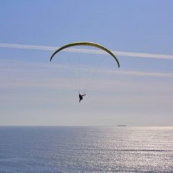 High Wind Paragliding - San Francisco Bay Area - Out to the ocean