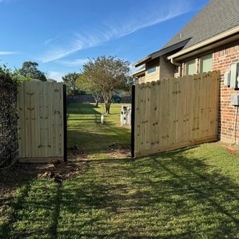 Southern Fencing - Post master plus gate opening - Fences & Gates Near Me - Houma, Louisiana Southern Fencing - Post master plus gate opening - Fences & Gates Near Me - Houma, Louisiana