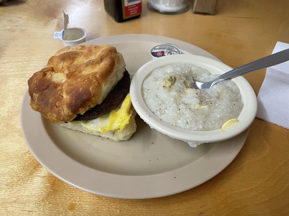 Elliotts Diner Logo