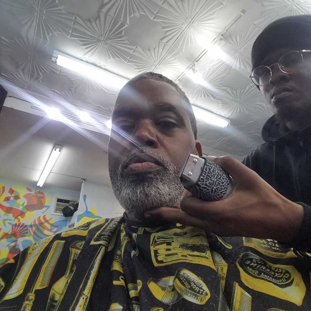 Miracles Barber Shop - Hooking up the beard - Barbers Near Me - Brooklyn, New York Miracles Barber Shop - Hooking up the beard - Barbers Near Me - Brooklyn, New York