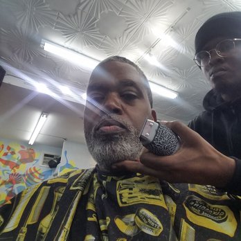 Miracles Barber Shop - Hooking up the beard - Barbers Near Me - Brooklyn, New York Miracles Barber Shop - Hooking up the beard - Barbers Near Me - Brooklyn, New York