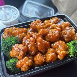 New China - General Tso's Chicken*