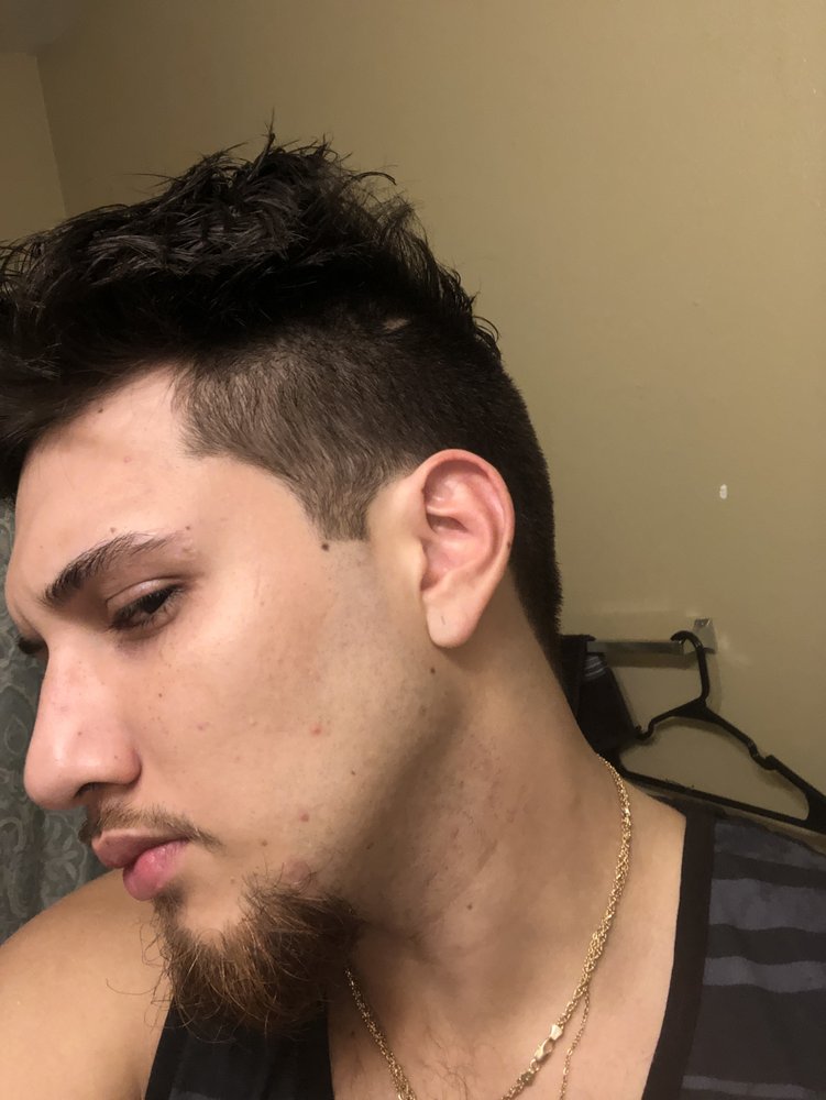 TURNING HEADZ Updated October 2024 26 Photos & 19 Reviews 1019 E