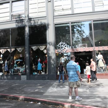 Utilikilts Flagship Retail Store - Just driving by, yo. - Men's Clothing Near Me - Seattle, Washington Utilikilts Flagship Retail Store - Just driving by, yo. - Men's Clothing Near Me - Seattle, Washington