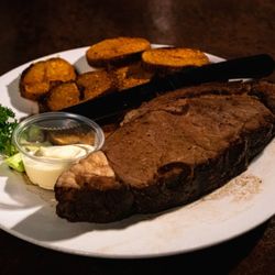 Jerrys Grill and Bar - 16 ounce prime rib with Cajun American fries