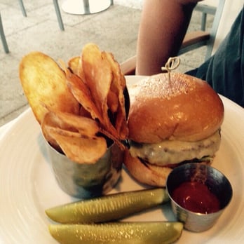 Latitudes - Cheeseburger with chips - Seafood Near Me - Highland Beach, Florida Latitudes - Cheeseburger with chips - Seafood Near Me - Highland Beach, Florida