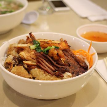 Saigon Basil - Combination rice noodle bowl - Vietnamese Near Me - Northglenn, Colorado Saigon Basil - Combination rice noodle bowl - Vietnamese Near Me - Northglenn, Colorado