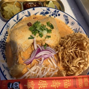 Lungo Thai Eatery - Khao Soi - Breakfast & Brunch Near Me - Mountain View, California