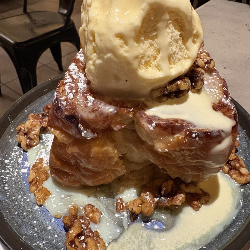 8 East - Honey Toast - Asian Fusion Near Me - Las Vegas, Nevada