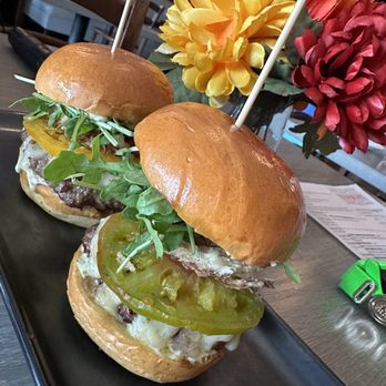 Prospect Gourmand - Sliders for happy hour! - New American Near Me - Beverly Hills, California Prospect Gourmand - Sliders for happy hour! - New American Near Me - Beverly Hills, California