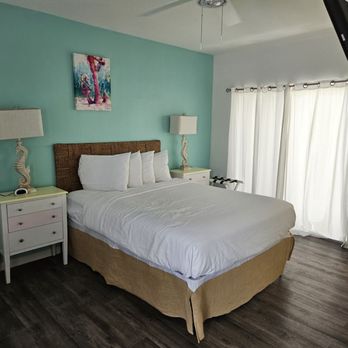 Drop Anchor Resort & Marina - Resorts Near Me - Islamorada, Florida