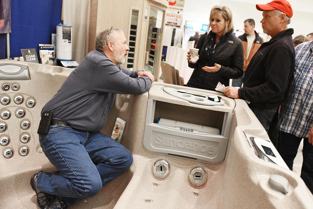 QUEENSBURY TILE & SPAS with photos Updated August 2024 11 Photos