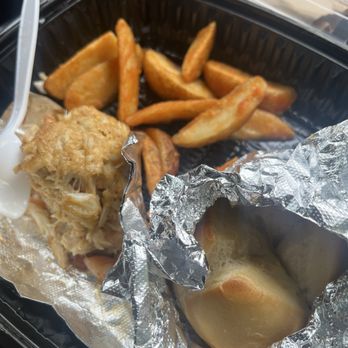 Jerry's Seafood - Crab and shrimp bomb - Seafood Near Me - Bowie, Maryland