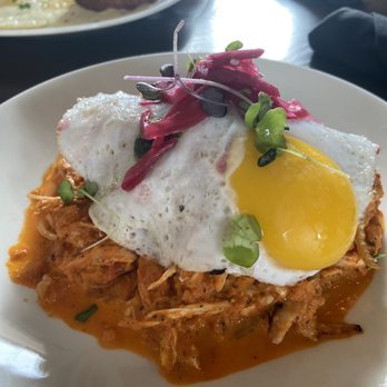 Rize Carmel - Miller Farm Chicken Hash - Breakfast & Brunch Near Me - Carmel, Indiana