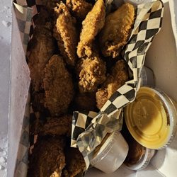 M & J Tavern - Best wings in bend....
