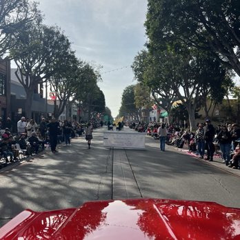 Uptown Whittier Christmas Parade - Driving in the parade - Arts & Entertainment Near Me - Whittier, California Uptown Whittier Christmas Parade - Driving in the parade - Arts & Entertainment Near Me - Whittier, California
