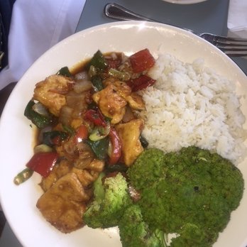 Skylark Diner - Chicken Stir Fry - Diners Near Me - Edison, New Jersey Skylark Diner - Chicken Stir Fry - Diners Near Me - Edison, New Jersey