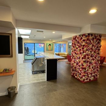 Shelter Hotels - Hotels Near Me - Los Angeles, California Shelter Hotels - Hotels Near Me - Los Angeles, California