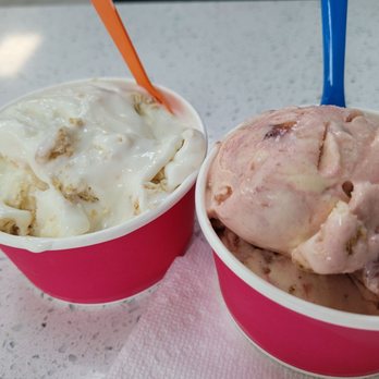 Ice Cream Tour - Lemon Pie and Strawberry Cheesecake - Ice Cream & Frozen Yogurt Near Me - Munford, Tennessee