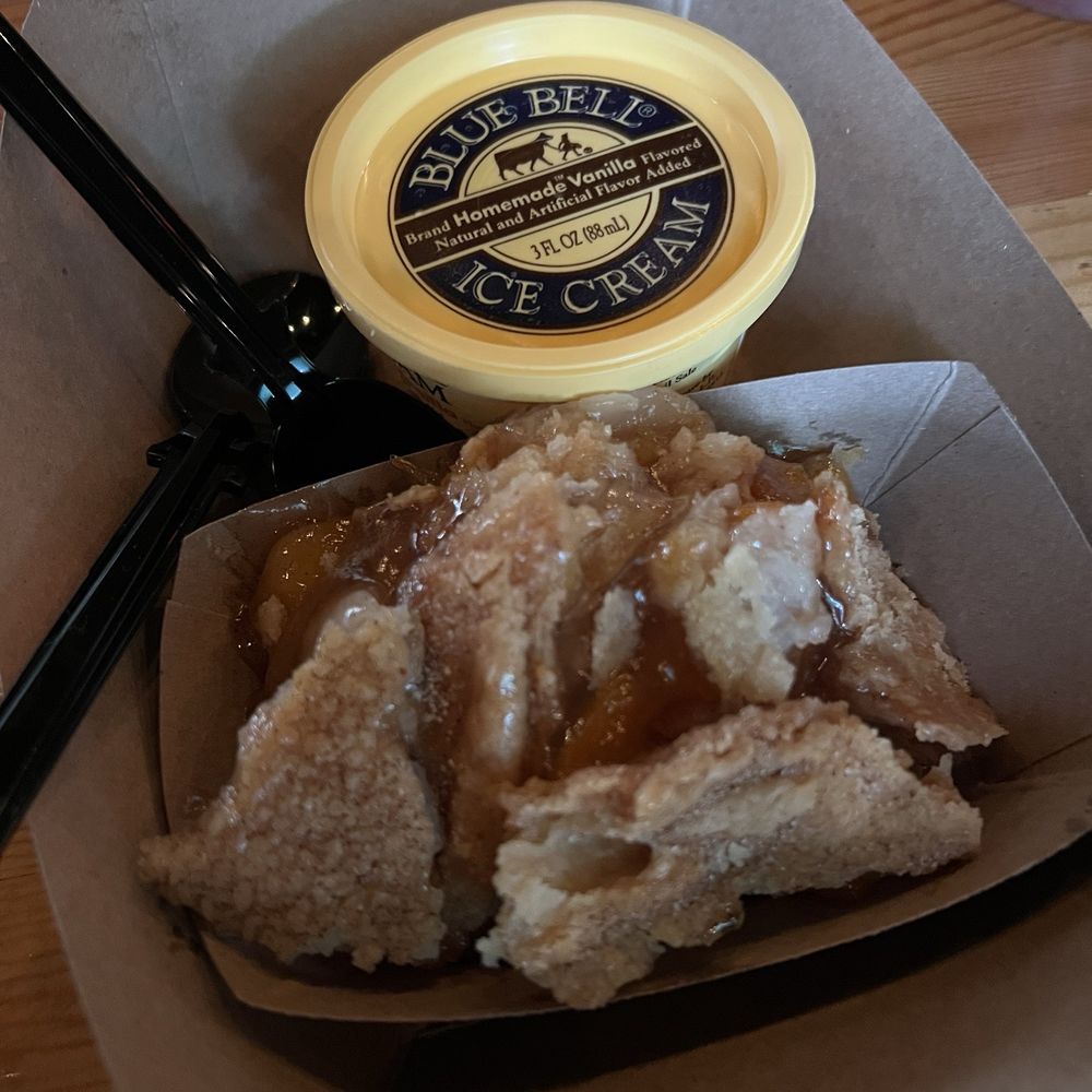 Stanley's Famous Pit Barbecue - Chicken Alfredo - Barbeque Near Me - Tyler, Texas Stanley's Famous Pit Barbecue - Chicken Alfredo - Barbeque Near Me - Tyler, Texas