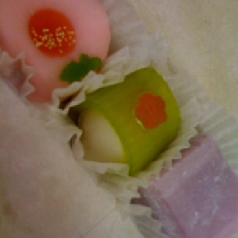 Fugetsu-Do - Candy Stores Near Me - Los Angeles, California Fugetsu-Do - Candy Stores Near Me - Los Angeles, California