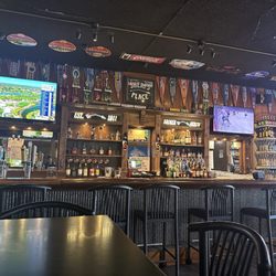 Broken Arrow Bar & Casino - Bar