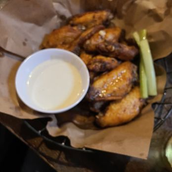 Troll Pub Under the Bridge - Chicken Wings (mild-12) - American Near Me - Louisville, Kentucky