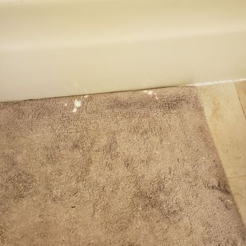 Resort Realty - dirty bleached rug. - Real Estate Agents Near Me - Corolla, North Carolina