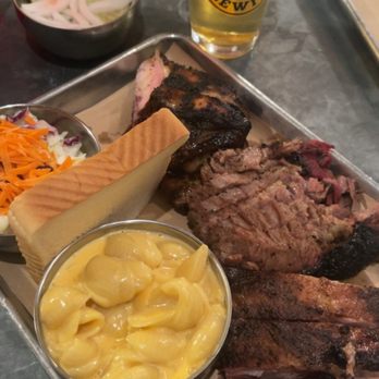 Stubb's Bar-B-Q - 3 meat dish with 2 sides Brisquet, ribs, chicken Mac&Cheese and Coleslaw - Barbeque Near Me - Austin, Texas Stubb's Bar-B-Q - 3 meat dish with 2 sides Brisquet, ribs, chicken Mac&Cheese and Coleslaw - Barbeque Near Me - Austin, Texas