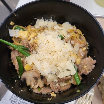 honeygrow - Egg noodles ,steak, egg, green beans, mushrooms, scallions, Parma cheese, garlic butter sauce - Salad Near Me - Hanover, Maryland honeygrow - Egg noodles ,steak, egg, green beans, mushrooms, scallions, Parma cheese, garlic butter sauce - Salad Near Me - Hanover, Maryland