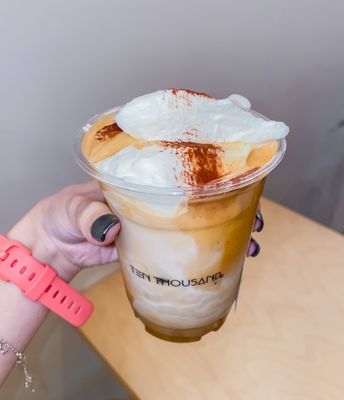 Ten Thousand Coffee by null