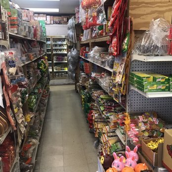 Chung Hing Oriental Mart - a man in a grocery store - Grocery Near Me - North Miami Beach, Florida