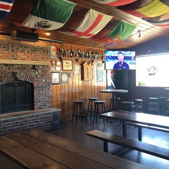 The Green Lantern Tavern - Cool place on a hot day. Service and beers are good. - Pubs Near Me - Walla Walla, Washington The Green Lantern Tavern - Cool place on a hot day. Service and beers are good. - Pubs Near Me - Walla Walla, Washington