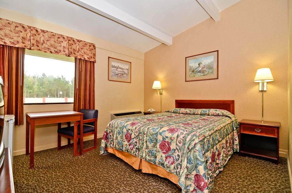 AMERICAS BEST VALUE INN SMITHFIELD 21 Photos Hotels 197 Mallard
