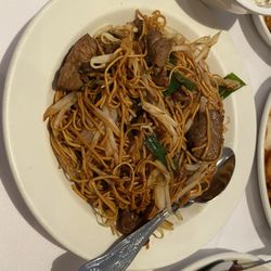 China Garden Restaurant - Fried beef noodles