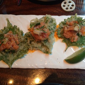 Ruka - Crunchy Salmon Tacos - salmon ceviche, avocado, roasted tomatillo salsa, pickled radish - Sushi Bars Near Me - Boston, Massachusetts