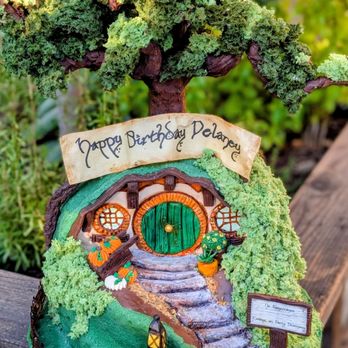 Sugar Lips Protein Cakery - Gluten free custom chocolate birthday cake LOTR themed - Bakeries Near Me - El Dorado Hills, California Sugar Lips Protein Cakery - Gluten free custom chocolate birthday cake LOTR themed - Bakeries Near Me - El Dorado Hills, California