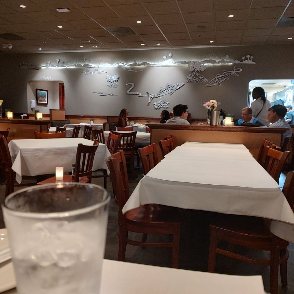 Bonefish Grill - Ambiance - Seafood Near Me - Durham, North Carolina