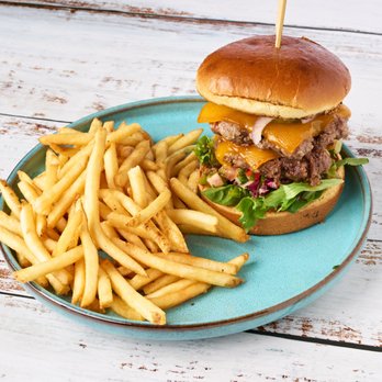 The Side Lot - Classic SmashBurger & Fries - Lounges Near Me - Wauconda, Illinois The Side Lot - Classic SmashBurger & Fries - Lounges Near Me - Wauconda, Illinois