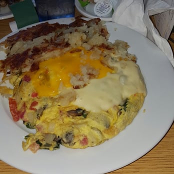 Sara's Kitchen - California omelet - Breakfast & Brunch Near Me - Palm Beach Gardens, Florida Sara's Kitchen - California omelet - Breakfast & Brunch Near Me - Palm Beach Gardens, Florida