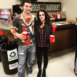 Ed's Broadway Gift & Costume