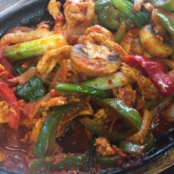 Mi Tierra - Chicken fajitas - Mexican Near Me - Santa Rosa, California Mi Tierra - Chicken fajitas - Mexican Near Me - Santa Rosa, California