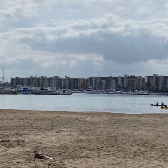 Mother's Beach - Beach Equipment Rentals Near Me - Marina del Rey, California Mother's Beach - Beach Equipment Rentals Near Me - Marina del Rey, California